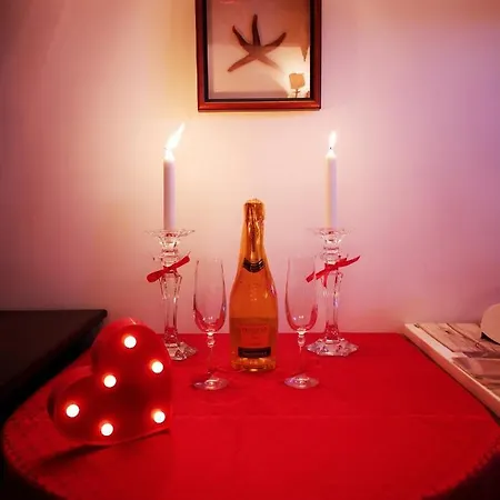 Fuga Romantica Con Camino , Vista Mare San Felice Circeo